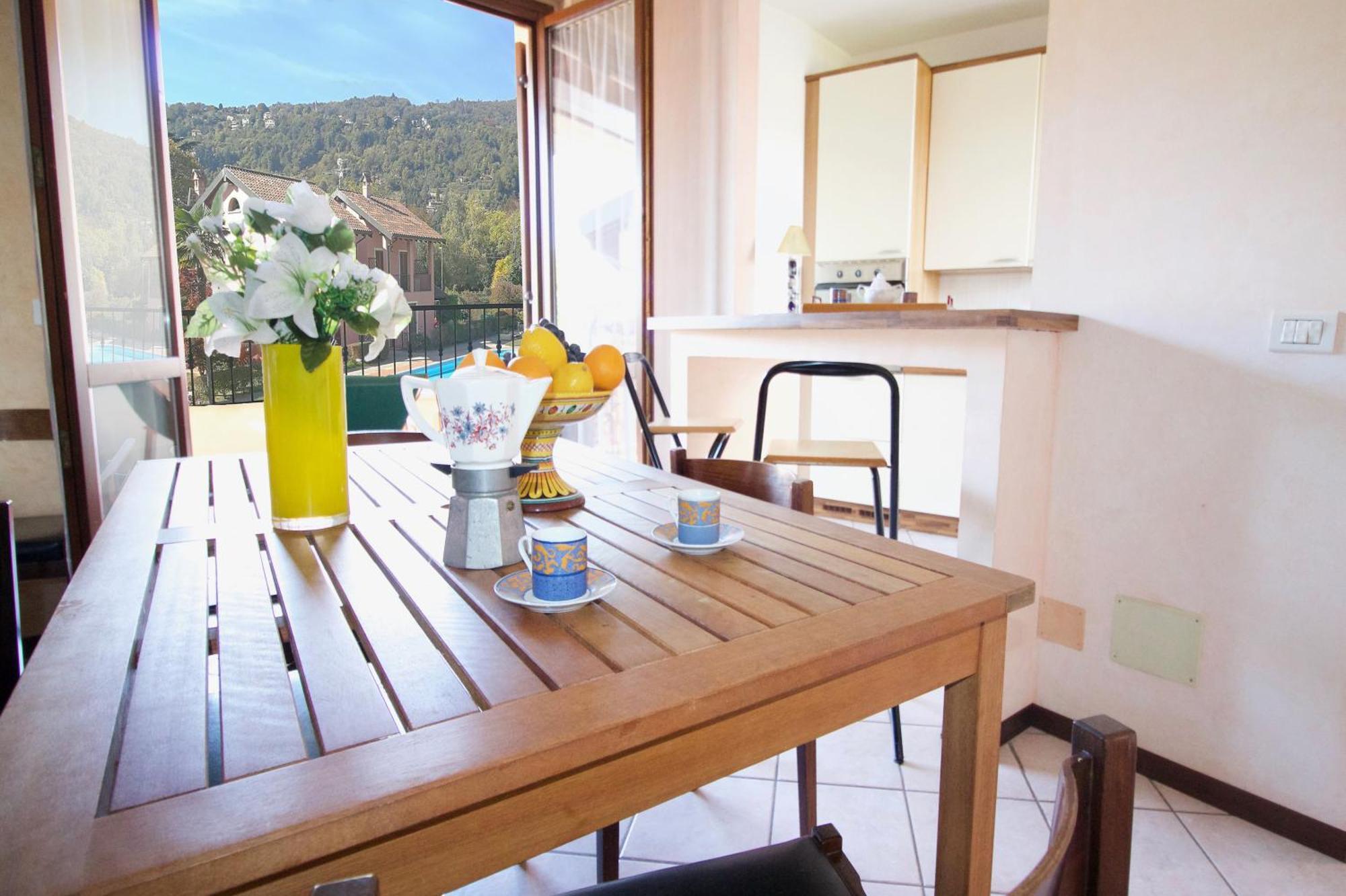 Sunflower Relax Pool And Terrace - Happy Rentals Lesa Exterior foto